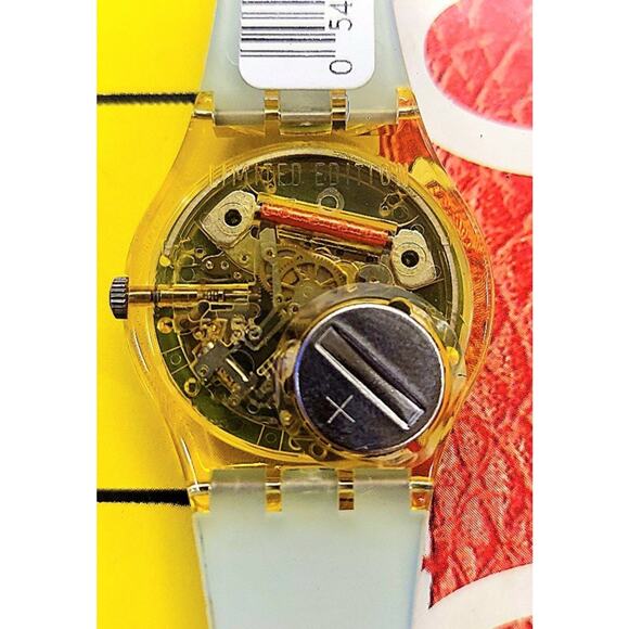 Vintage Swatch Artist Watch WILD LAUGH GJ117 Designed by Yue Min Jun New In Case - Picture 6 of 7